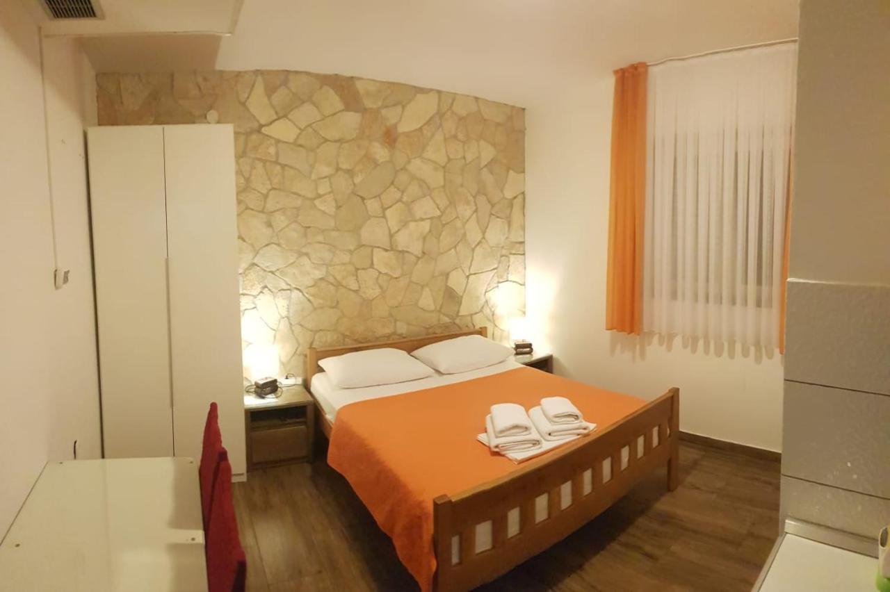 Guest House Renata Zadar Ngoại thất bức ảnh