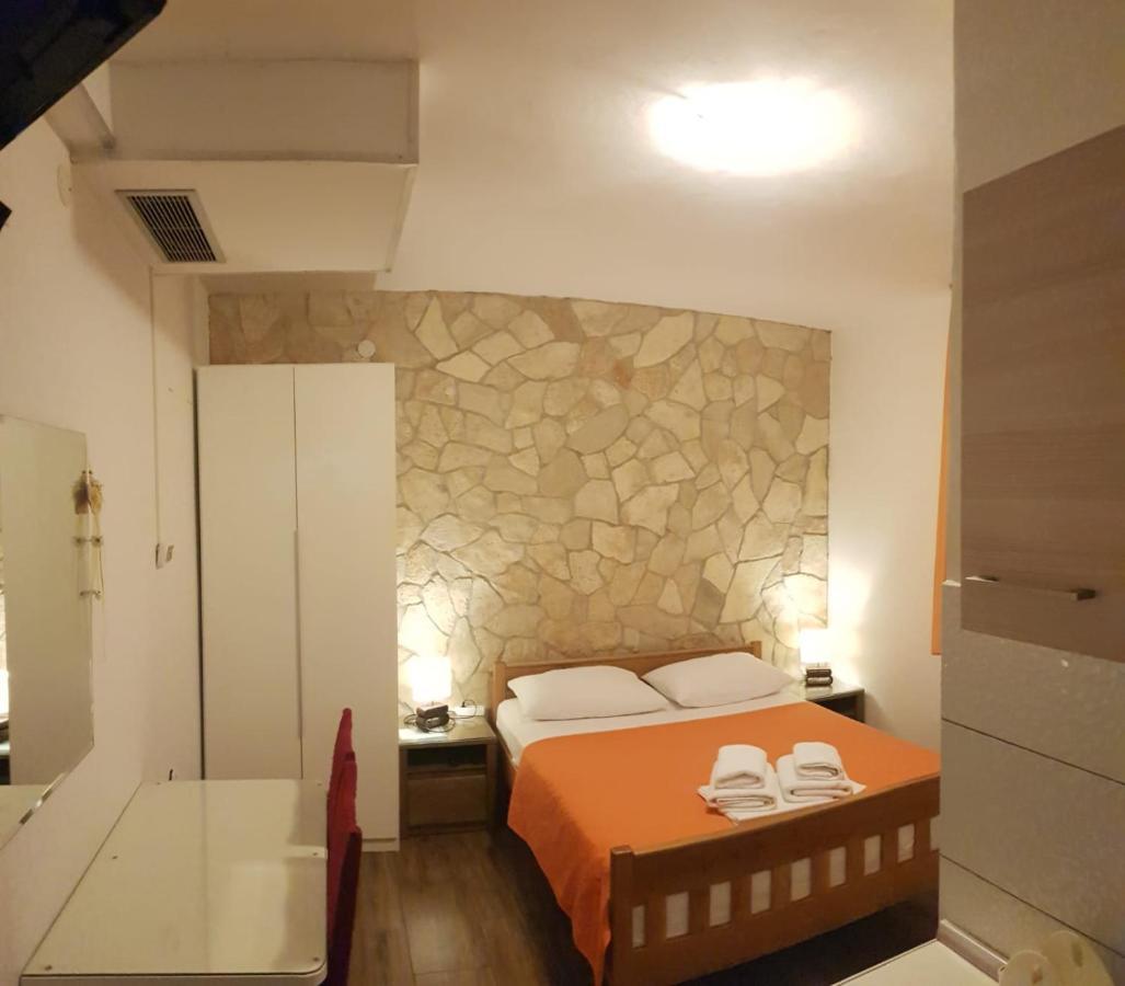 Guest House Renata Zadar Ngoại thất bức ảnh